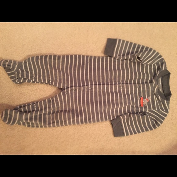 Carter's Fleece One Piece Footie. Size 9 months.