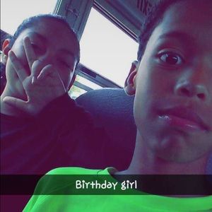 Meet your Posher, Yaira