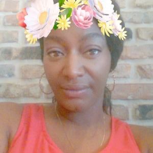 Meet your Posher, Ebony