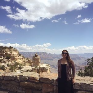 Meet your Posher, Mandy