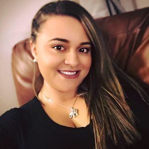 Meet your Posher, Jhenny