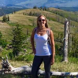 Meet your Posher, Julie