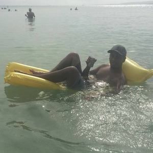 Meet your Posher, Joy