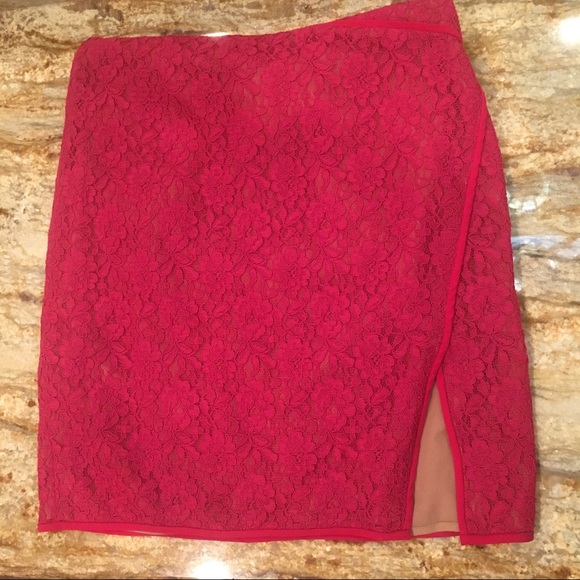 •BCBG Lace - Picture 5 of 7