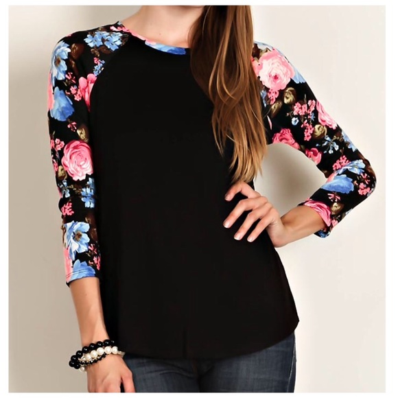 LAST ONE! Raglan with Floral Print Sleeves - Picture 2 of 5