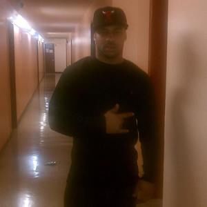 Meet your Posher, Tee block