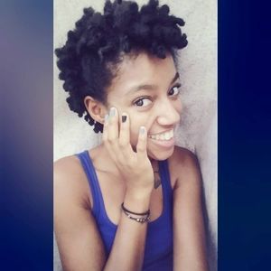 Meet your Posher, Gabrielle