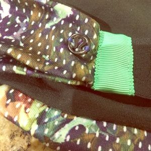 RARE Lululemon headband :)