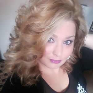 Meet your Posher, Pamela