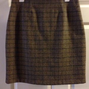 Plaid wool skirt, fully lined