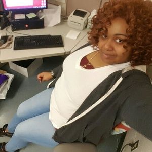 Meet your Posher, Briana