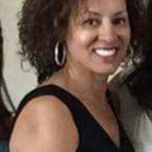 Meet your Posher, Leslie