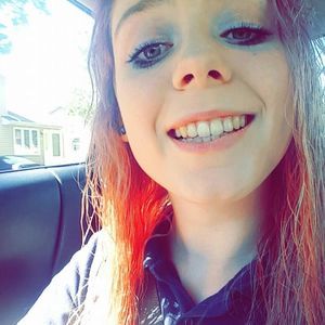 Meet your Posher, Brittnie