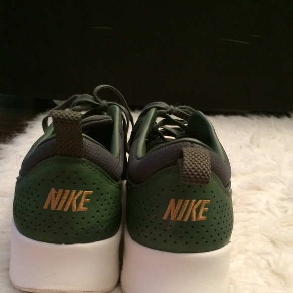 SOLD* RARE Nike Air Max Thea - Picture 2 of 3