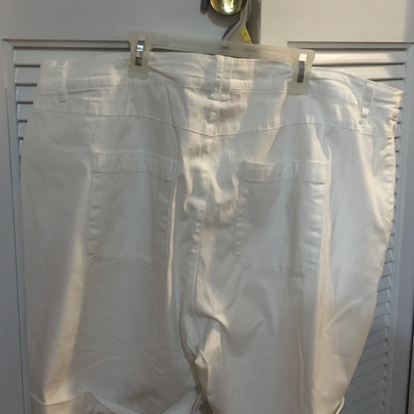 Shorts - Picture 2 of 2