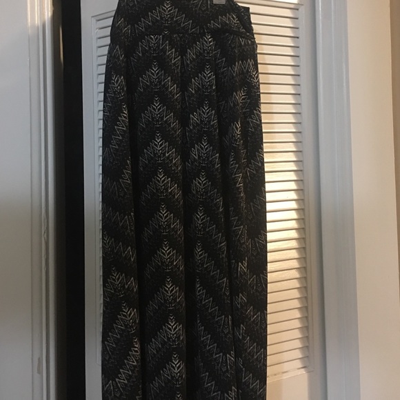 Long skirt - Picture 1 of 1