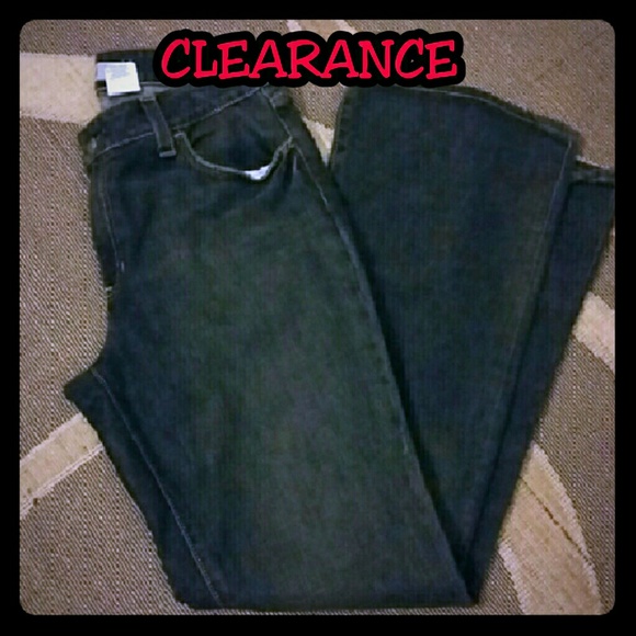 Like new GAP Flare Jeans - Picture 1 of 4