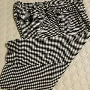 Black and white checked Capri