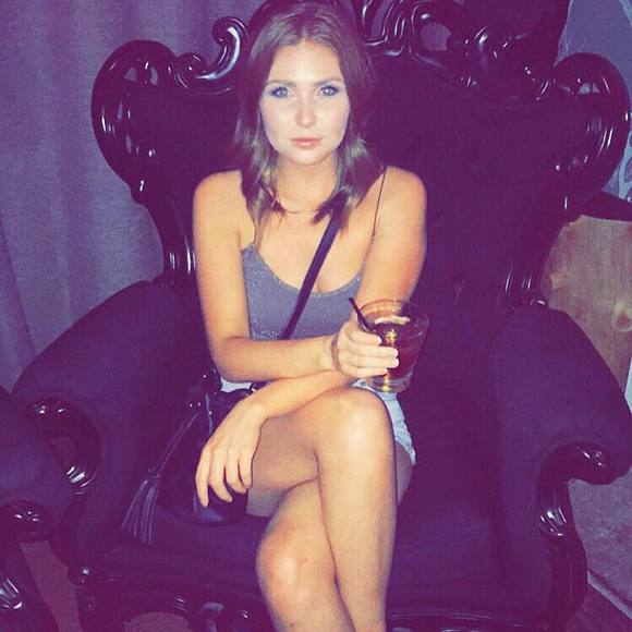 Meet your Posher, Becky