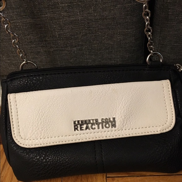 Kenneth Cole purse -SOLD - Picture 2 of 2