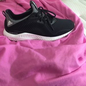 Brand new adidas alpha bounce