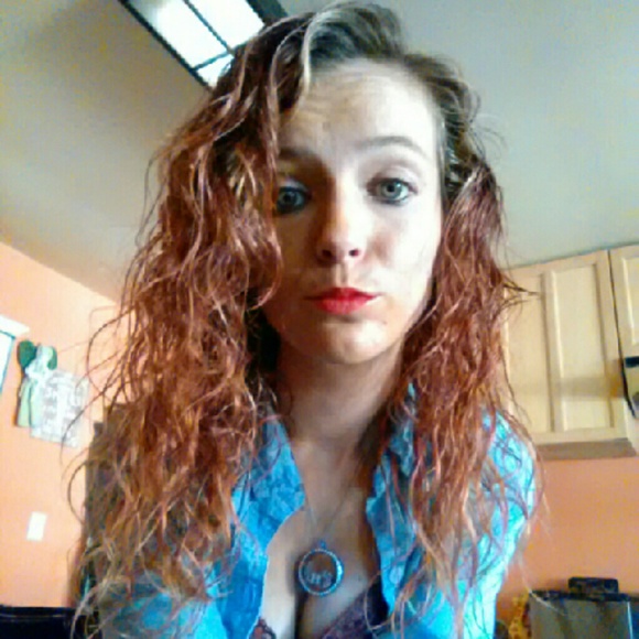 Meet your Posher, Bailey - Picture 1 of 3