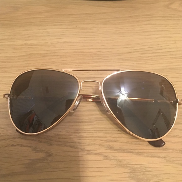 Aviator sunglasses