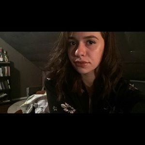 Meet your Posher, Em