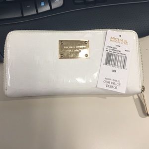 White metallic MK wallet