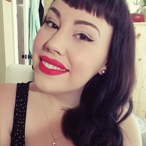 Meet your Posher, Mallory