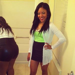 Meet your Posher, Lynndora