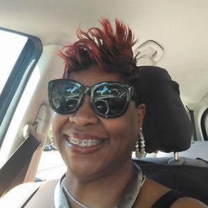 Meet your Posher, Monica