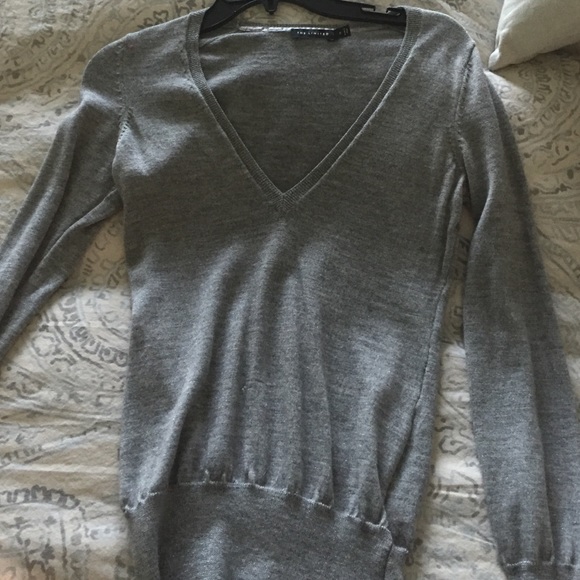 Silver long sleeved sweater