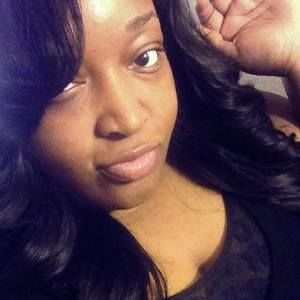 Meet your Posher, Derrisha