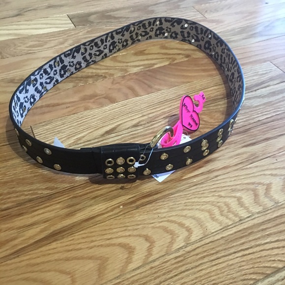 Betsey Johnson belt - Picture 1 of 4