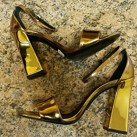 Schutz  Shoes - NEW Schutz Shoes