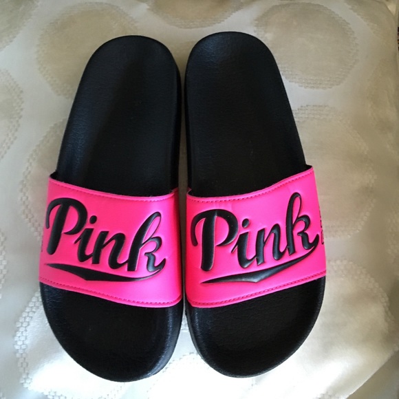VS Pink / Slip ons