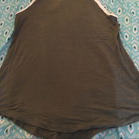 Green halter top - Picture 2 of 2