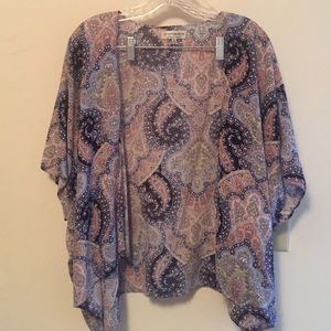 Paisley patterned kimono