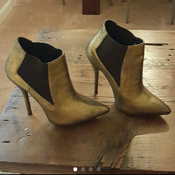 Beautiful Golden boots
