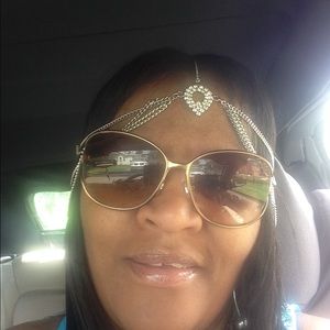 Meet your Posher, Darlene