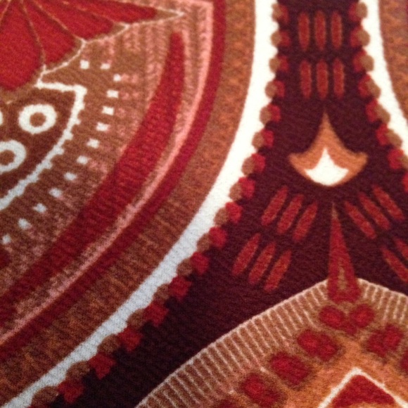 Beautiful NWT Cassie skirt - Picture 3 of 4