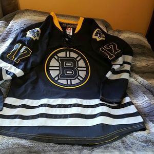 Bruins authentic Lucic Jersey