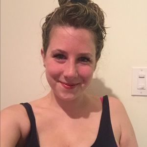 Meet your Posher, Natalie