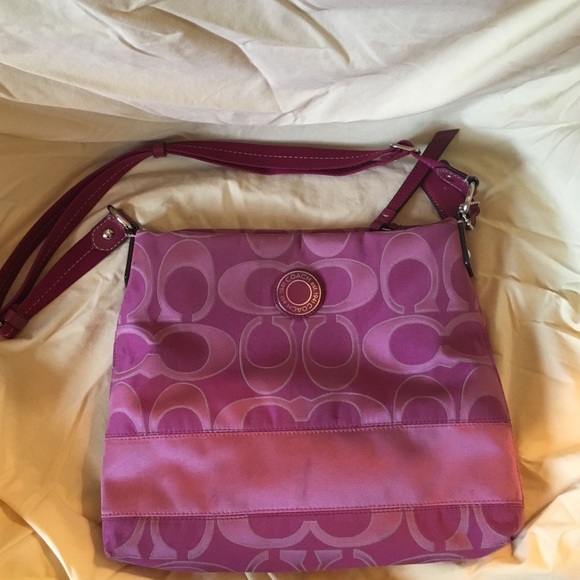 Save 15% on 2+! Coach cross body purse