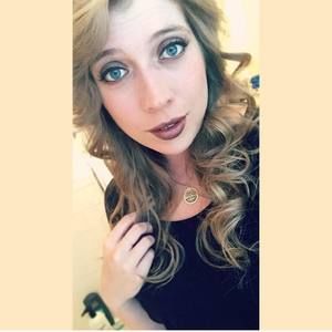 Meet your Posher, Ciara