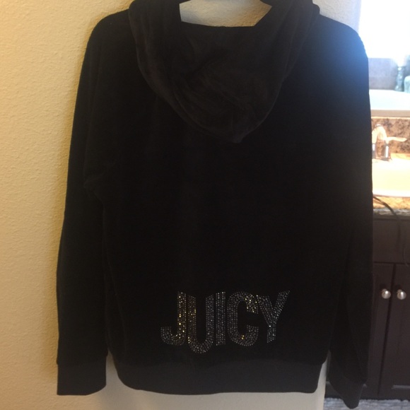 Juicy Couture Track Suit. Firm on price.