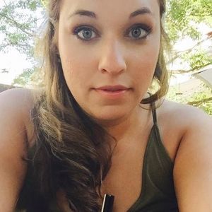 Meet your Posher, Farrah