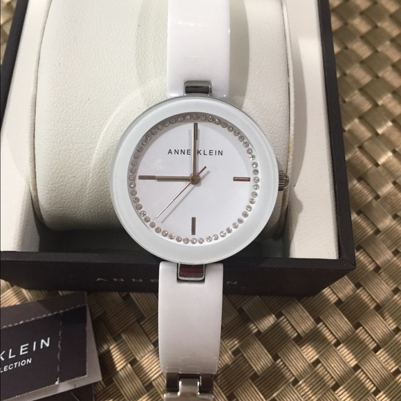 Anne Klein cream collection ceremic watch - Picture 2 of 3