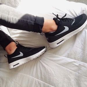 Nike Air Max Thea Black